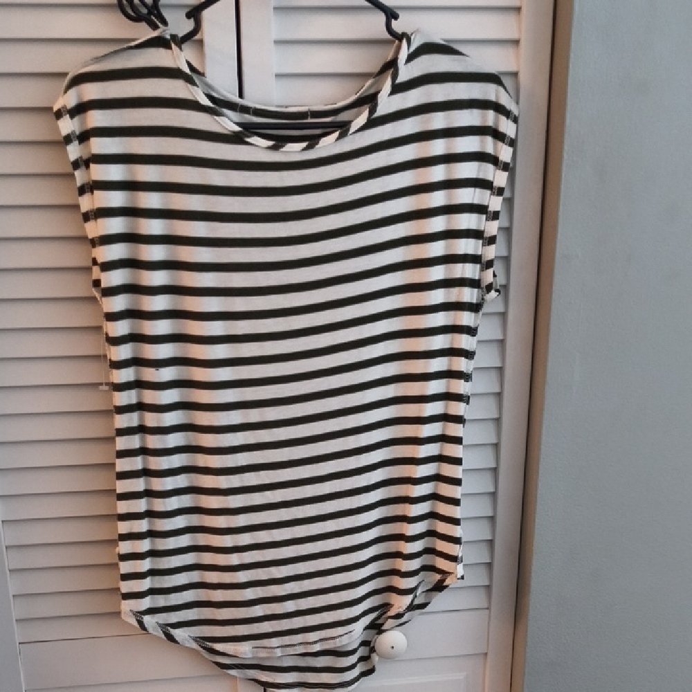 Green Envelope Green And White Striped Short Sleeve Top